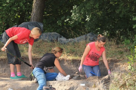 Click to zoom the picture.